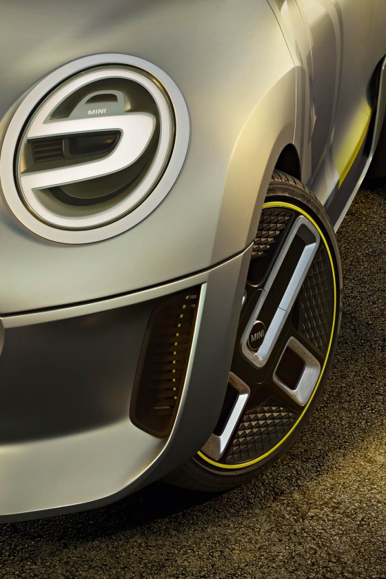 damImage.narrow.560w.j_1551369169037